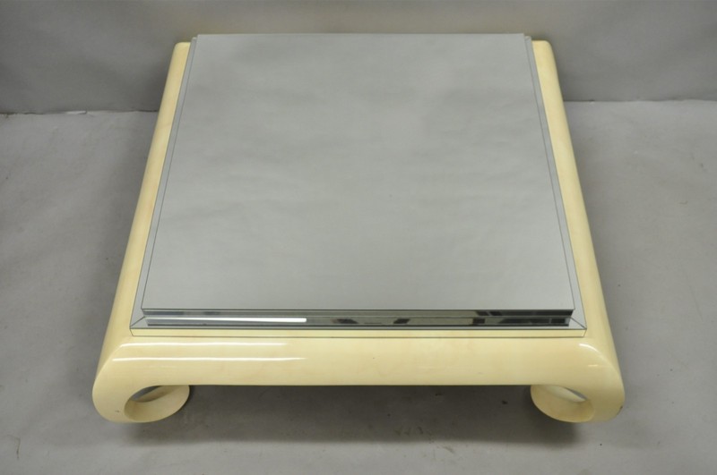Vintage Chinoiserie Bone Lacquered Oriental Ming Style Mirrored Coffee Table gallery