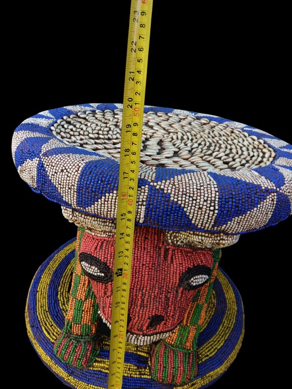 Lg Nobility Beaded Wood Bamileke Throne /Table/ Stool Cameroon 21"w 18"×21" D gallery