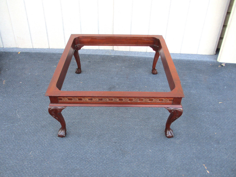 63903 Solid Mahogany Chippendale Glass Top Coffee Table Stand gallery