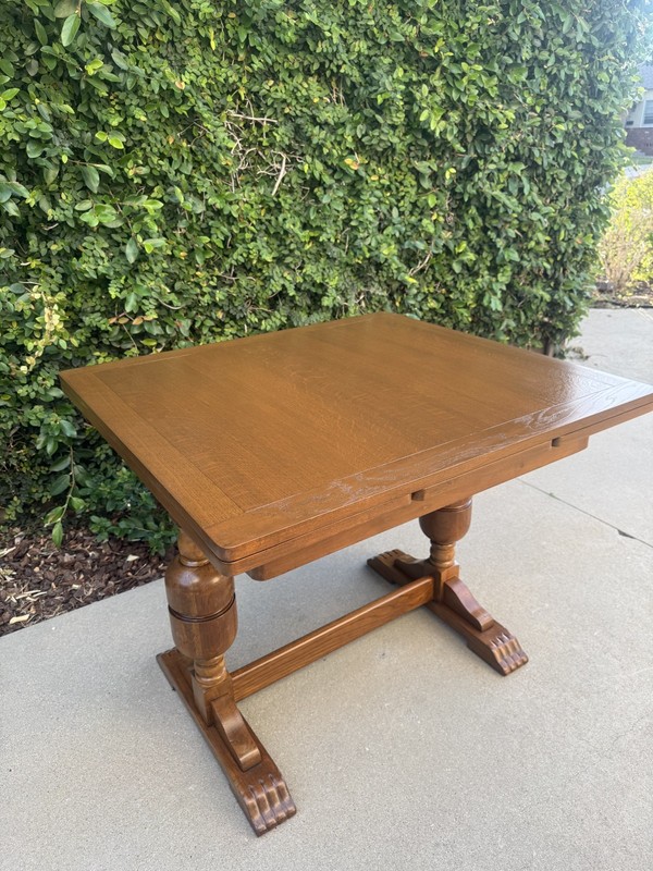 1930s Antique English Jacobean Revival Oak Draw-Leaf Dining Table