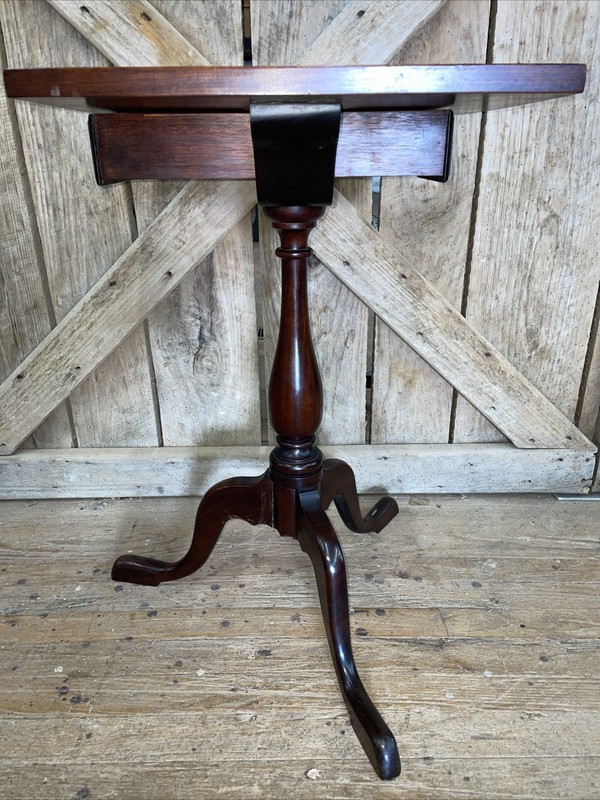 Vintage Mahogany Tea Table Colonial Style With Drawer Lamp Table gallery