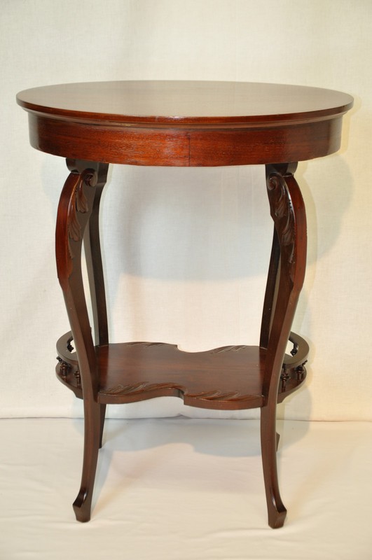 Rare Victorian Oval Mahogany Side Table with Carved Acanthus Leaves, c. 1900’s