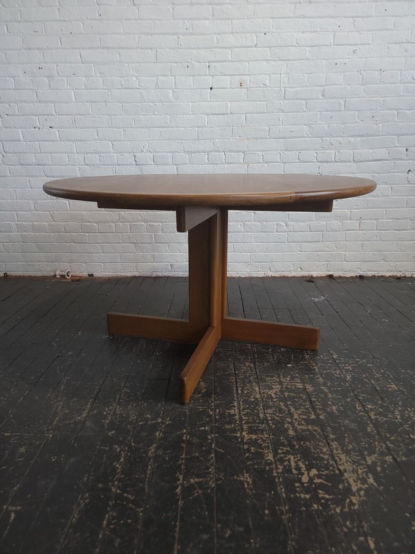 Mid Century Modern Dining Table Manner of Sergio Rodriquez Made in Colombia gallery