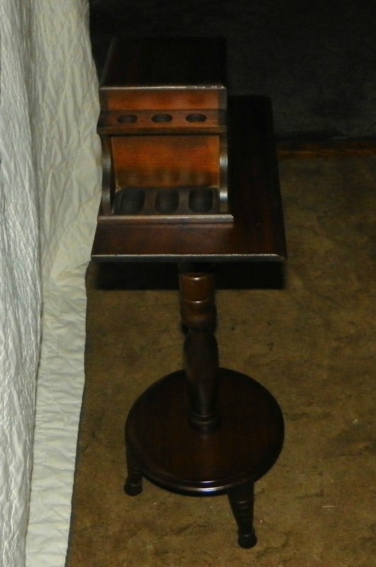 Vintage Walnut 6 Pipe Smoke Stand / Pipe Tobacco Well (SS2) gallery