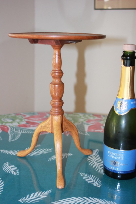 Vintage Small Mahoganyl Tilt Top Pedestal Table Candle Stand/flower vase, etc... gallery