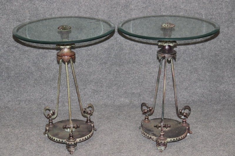 Gorgeous Pair Verdi Gris Bronze Circular Neoclassical Italian Gueridons Tables gallery