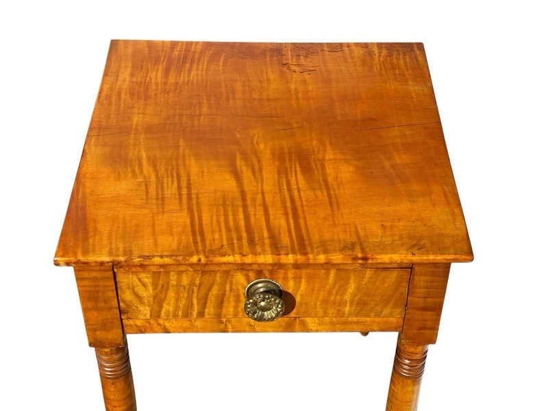 Antique 19th Century Sheraton New England Tiger Maple Work Table / Nightstand gallery