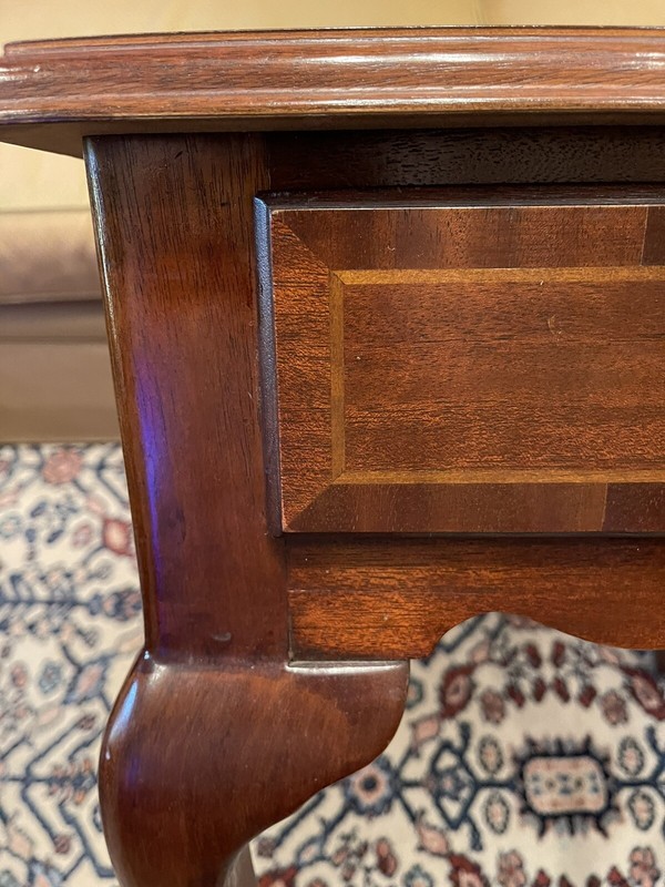 Councill Craftsmen Mahogany Queen Anne Side End Table w/ Drawer gallery