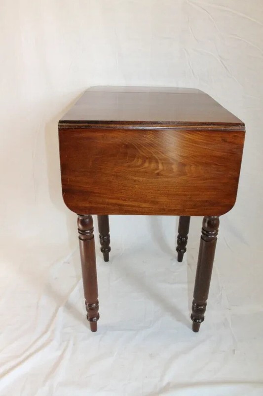 Great 19th C. American Walnut Drop Leaf Side End Pembroke Table with Two Drawers gallery