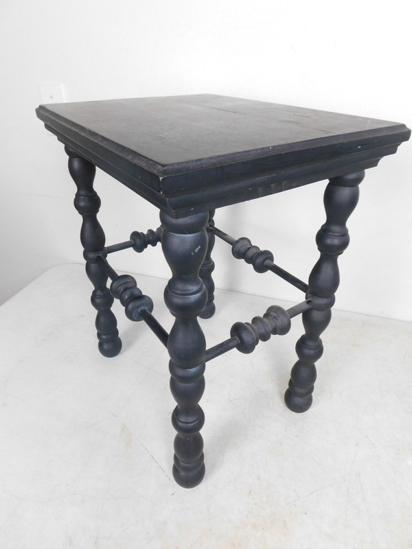 Small Vintage End Table Painted Wooden Stand Country Victorian 16 x 12 x 19 Tall