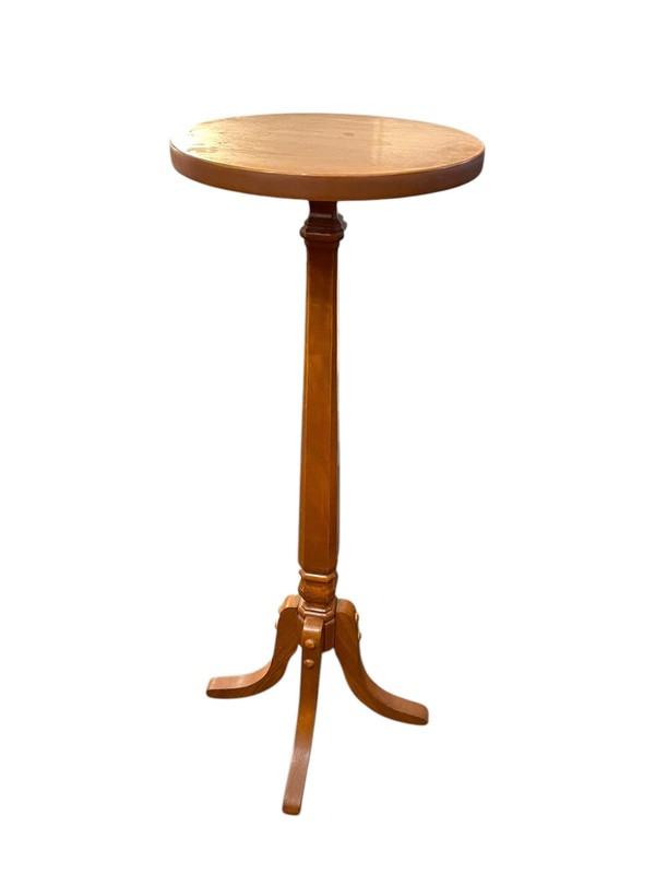 Vintage Solid Oak Four Footed Pedestal Stand Table 36”Tx12”W Treenail Fasteners