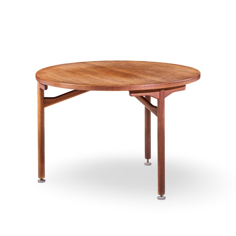 Jens Risom Mid Century Round Walnut Dining Table gallery