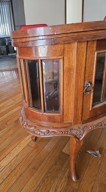 Vintage Queen Anne Style Oval Virtue Display Cabinet/End Table gallery