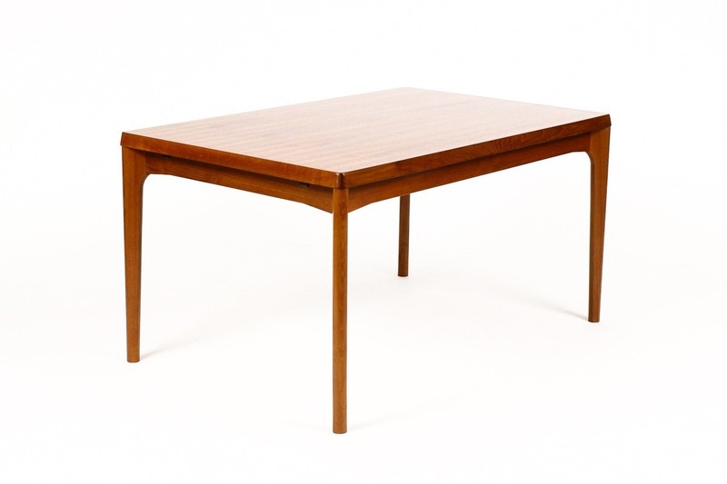 Danish Modern / Mid Century Teak Expandable Dining Table — Henning Kjaernulf gallery