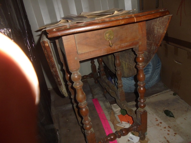 ANTIQUE AMERICAN GATELEG TABLE - BOSTON ? MID 1700s - NICEST ONE gallery