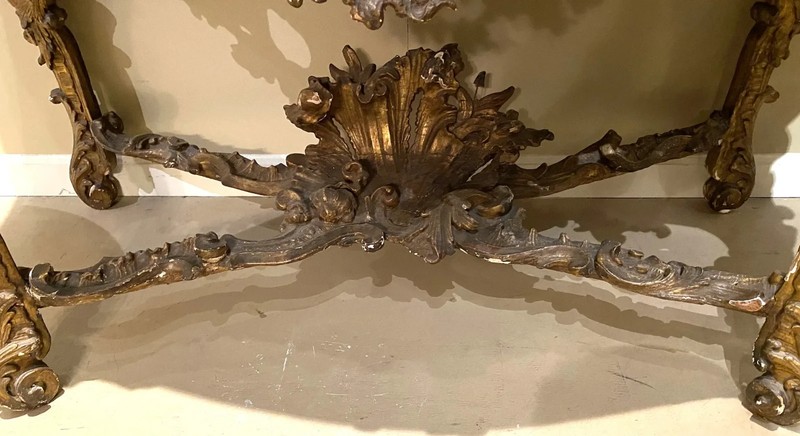 Exceptional 18th Century Rococo Giltwood Marble Top Console Table gallery