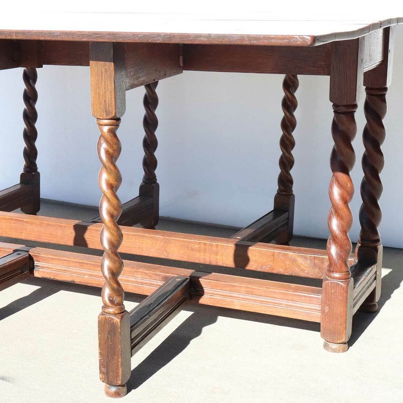 Antique Large English William & Mary Oak Drop-Leaf Gateleg Dining Table c. 1690 gallery
