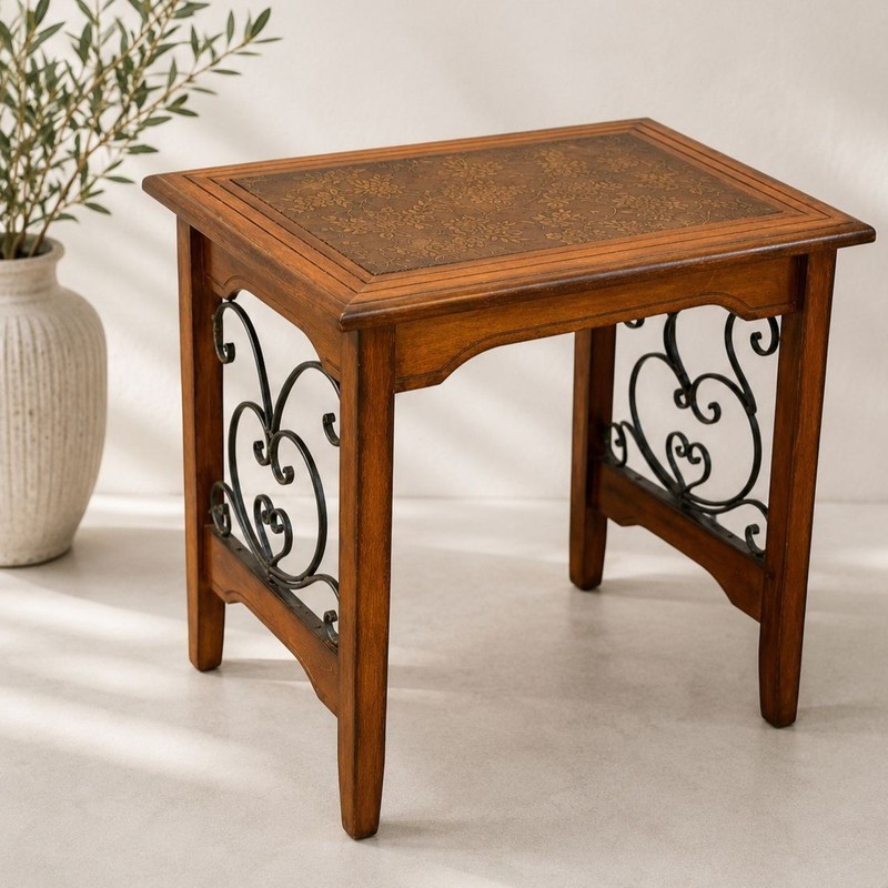 French Regency Florentine Side Table VTG Wood Metal Metal Embossed Plant Stand