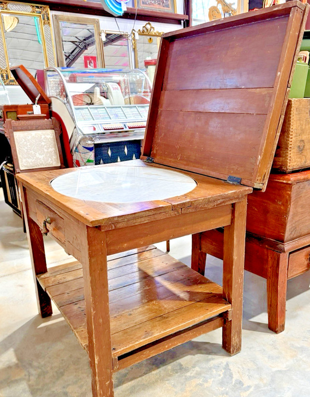 Antique Southern Biscuit Table (19th c.) gallery