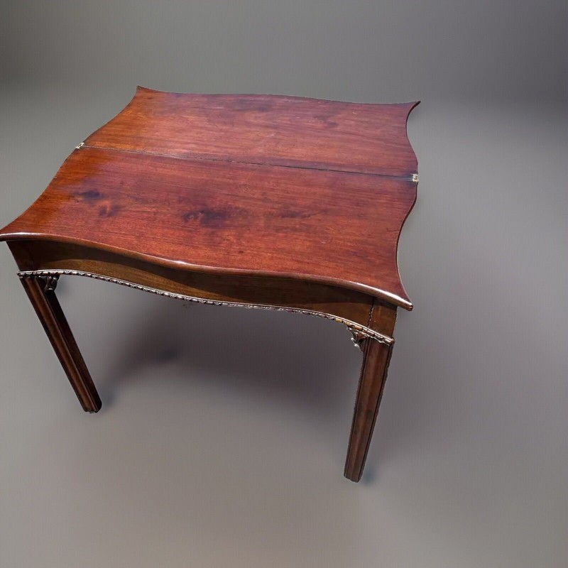 Antique American Chippendale Mahogany Flip Top Gate Leg Serpentine Gaming Table gallery