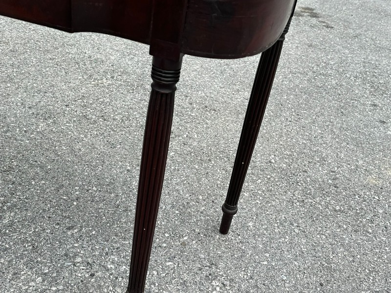 Antique Sheraton Philadelphia game card console table reeded mahogany gallery