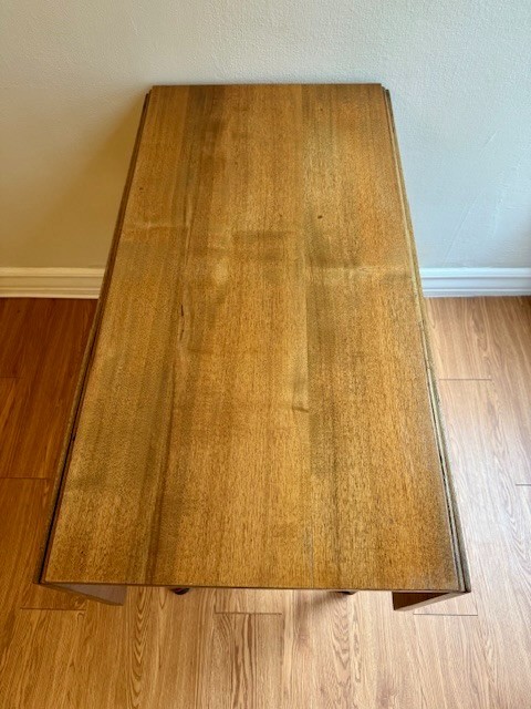 Antique American Colonial Gateleg Drop Leaf Farmhouse Dining Table gallery