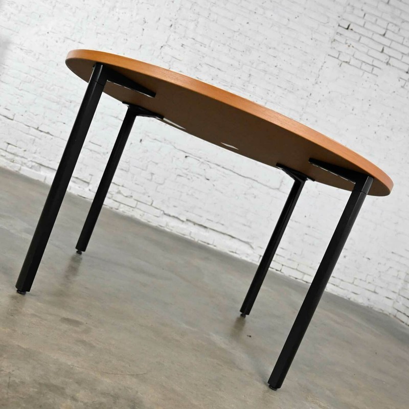 Vintage Modern Herman Miller Natural Oak Round Everywhere Table by Dan Grabowski gallery
