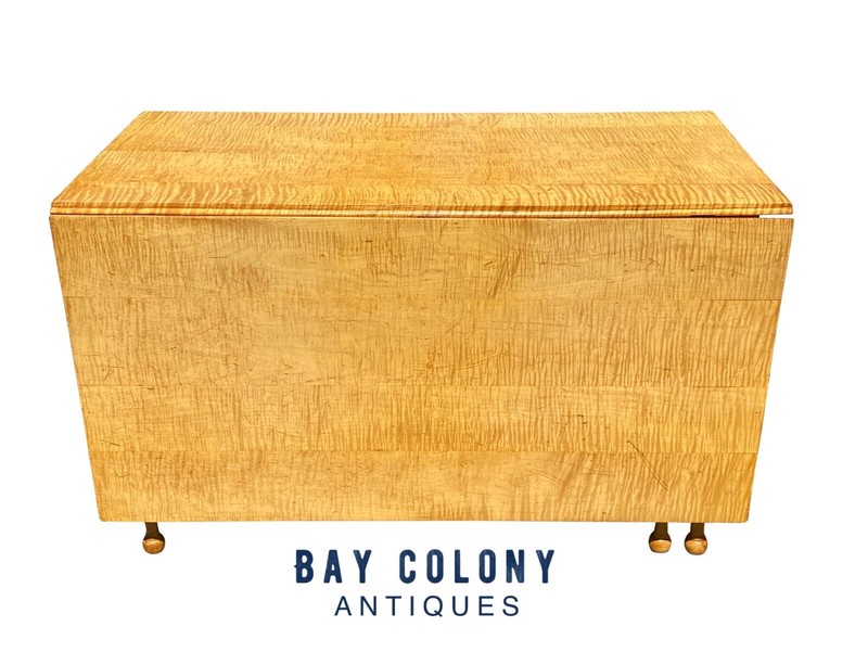 FEDERAL STYLE TIGER MAPLE GATELEG DINING TABLE WITH BOLD GRAIN AND LARGE DRAWER gallery