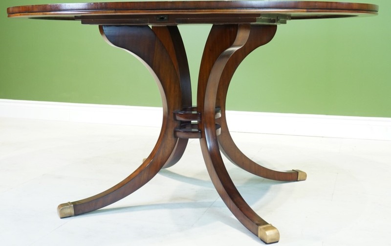 Stunning Mahogany Round Dining Kitchen Table 55 inch gallery
