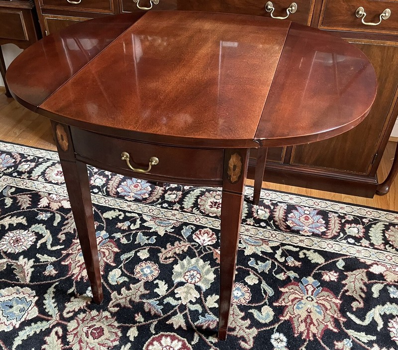 Hickory Chair Historical James River Plantation Drop Leaf Pembroke Table gallery