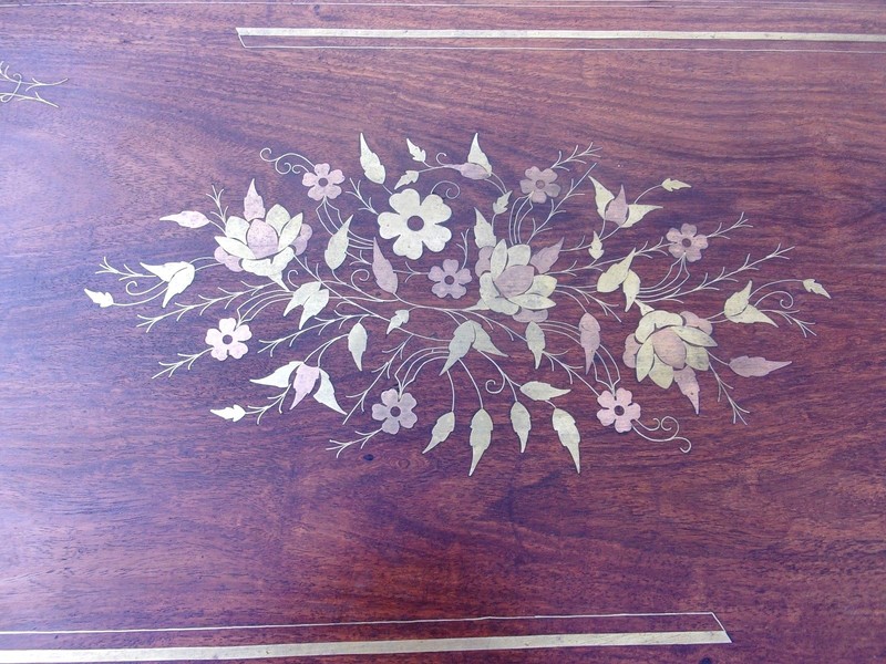 VINTAGE EARLY 20th CENTURY BRASS INLAID CARVED WOOD COFFEE TABLE gallery