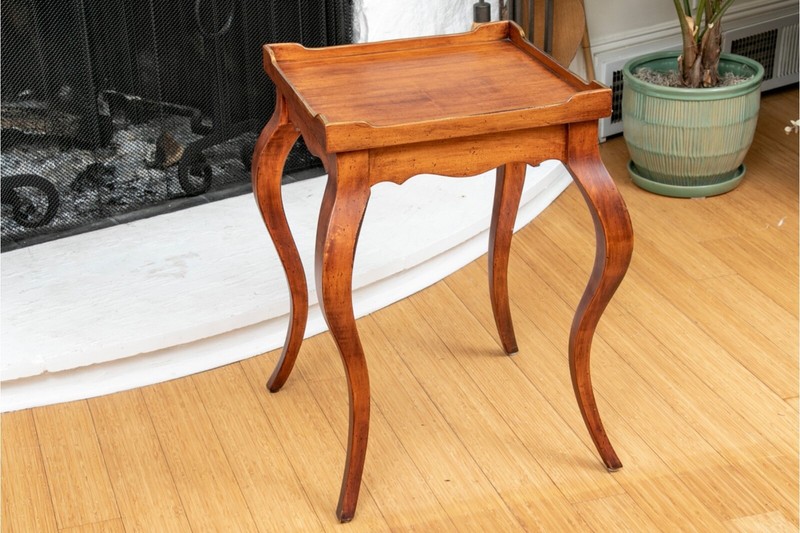 French Country Side Table With Cabriole Legs And Scalloped Apron