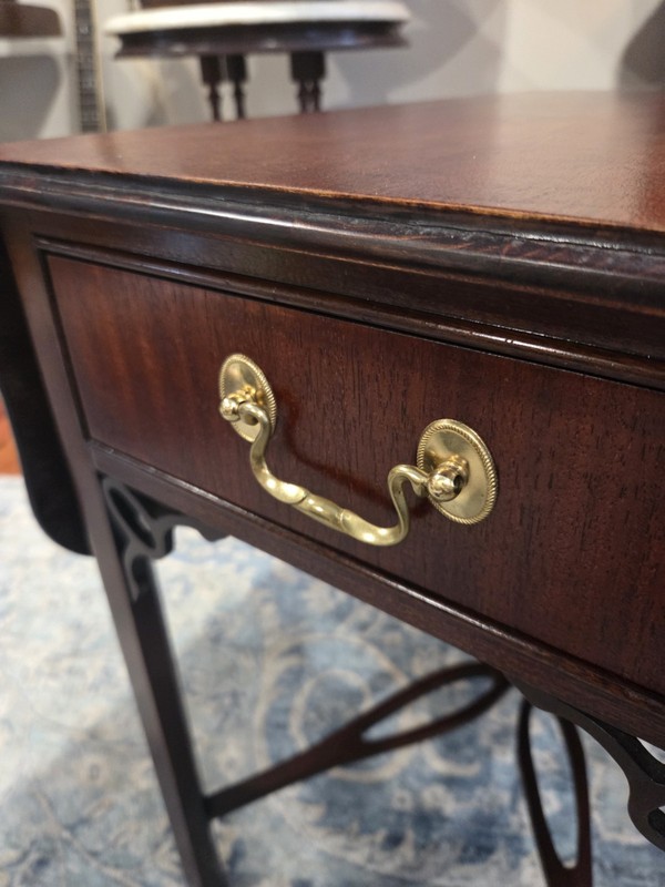 Councill Craftsman Chippendale Mahogany Pembroke Table gallery