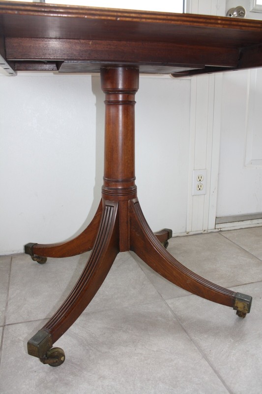 Antique Regency Era 1811 Breakfast Table, located in USA, King George IV, Prince gallery