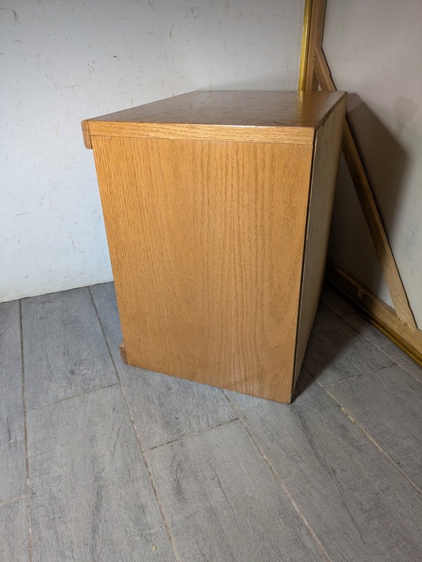 Vintage Rustic Country Oak Wood Side Table Open Cube Cubby/Curio Box Shelf P45 gallery