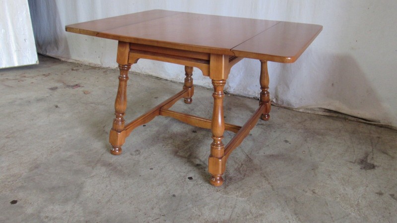Pa House Pennsylvania Maple Drop Leaf Table Maple gallery