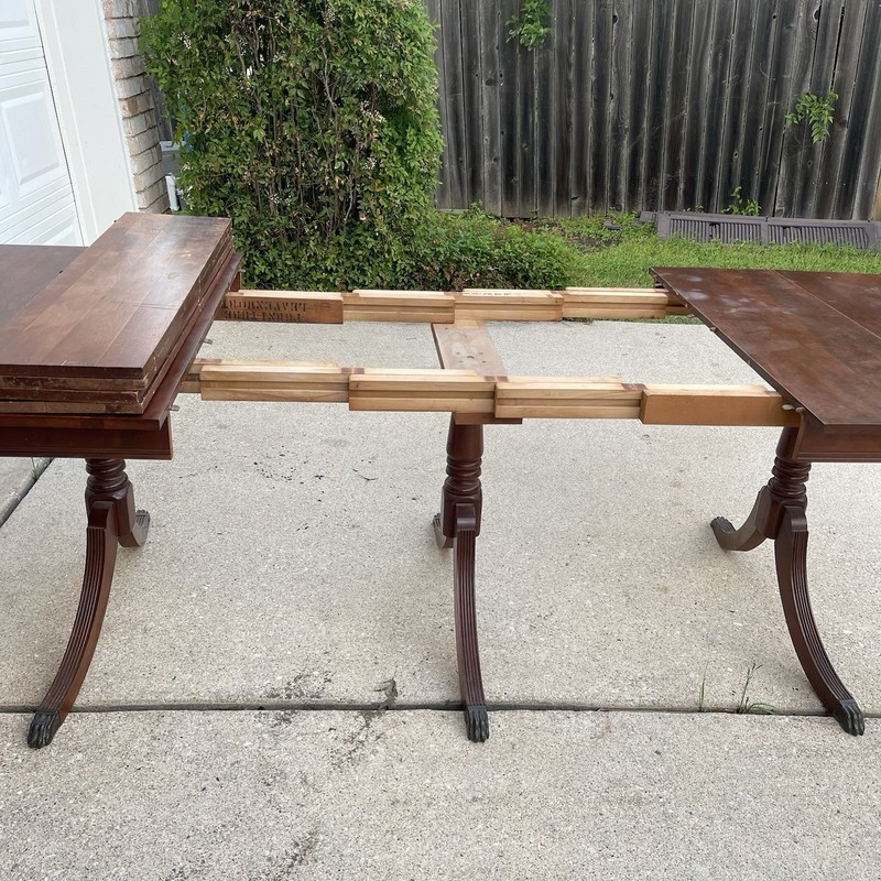 Vintage Duncan Phyfe Triple Pedestal Mahogany Drop-Leaf Dining Table & 4 Leaves gallery