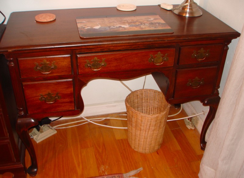 Antique Mahogany Desk/Dressing Table (1930’s)