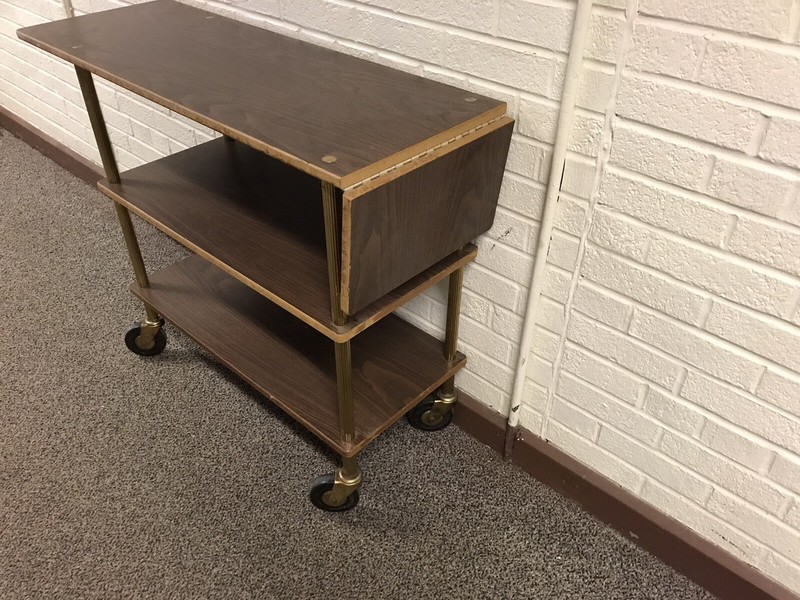 VTG MID CENTURY MODERN MCM WOOD LAMINATE BRASS WHEELED CART T.V. STEREO BAR ETC gallery