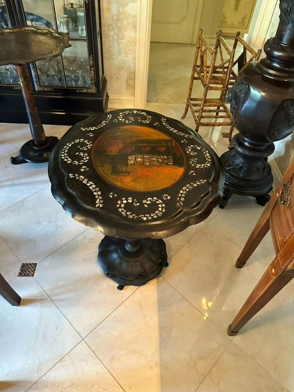 Antique British Victorian Tilt-Top Table with mother of pearl inlay