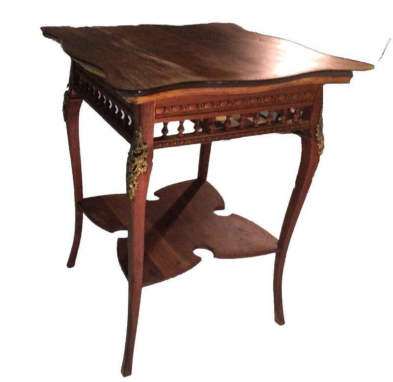 ATQ.1870’s,French,Walnut,Two Tier Parlor Table,Egg /Dart Molding, Cabriole Legs
