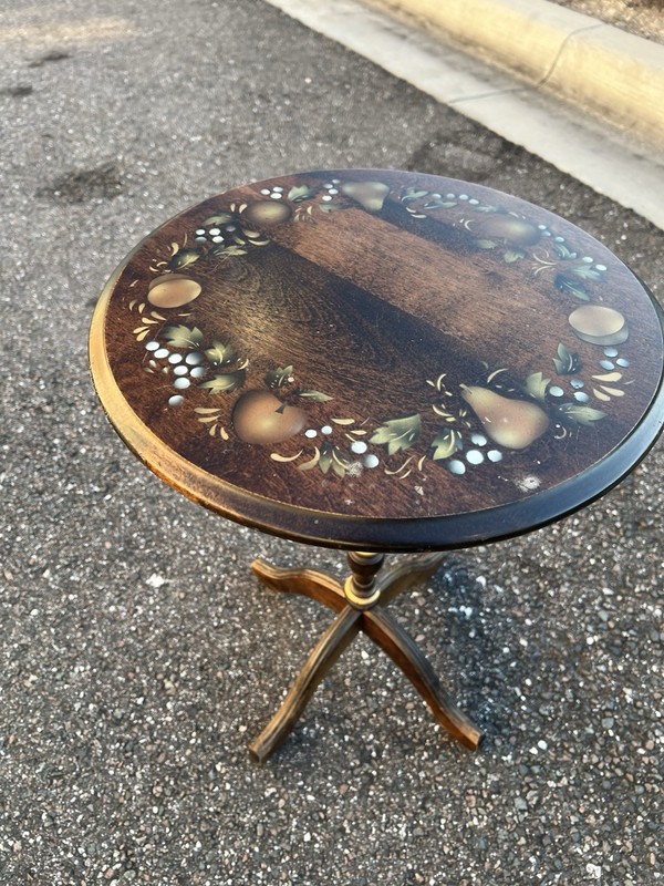 Vintage Round Stencil Flip Tip Top Table Length 22” Free Shipping gallery