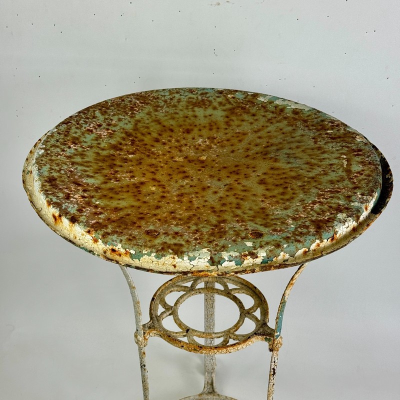 19th Century French Wrought Iron Round Guéridon / Bistro Table gallery