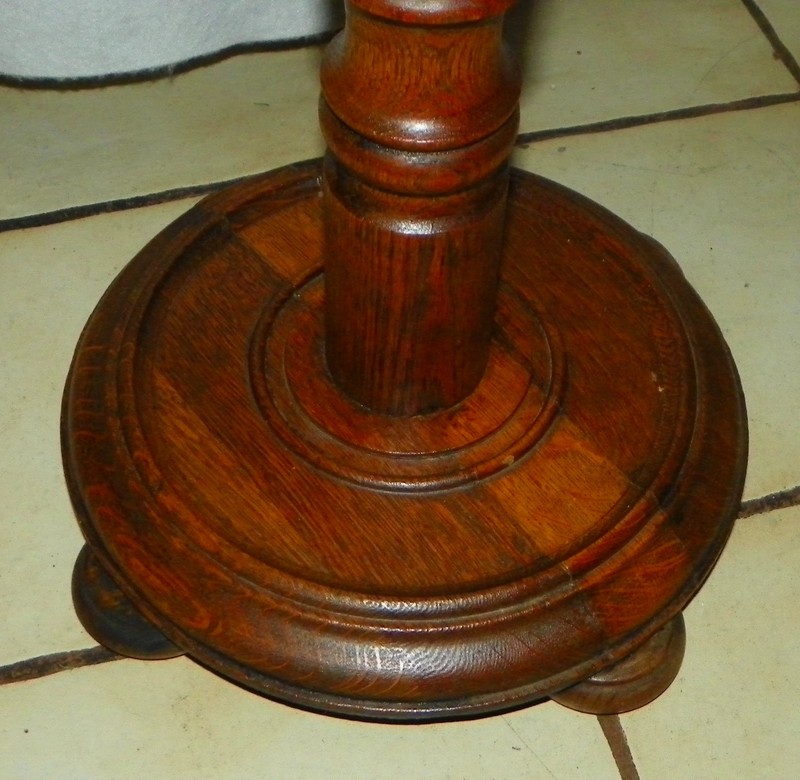 Quarter Sawn Oak Plant Stand (PS-141) gallery