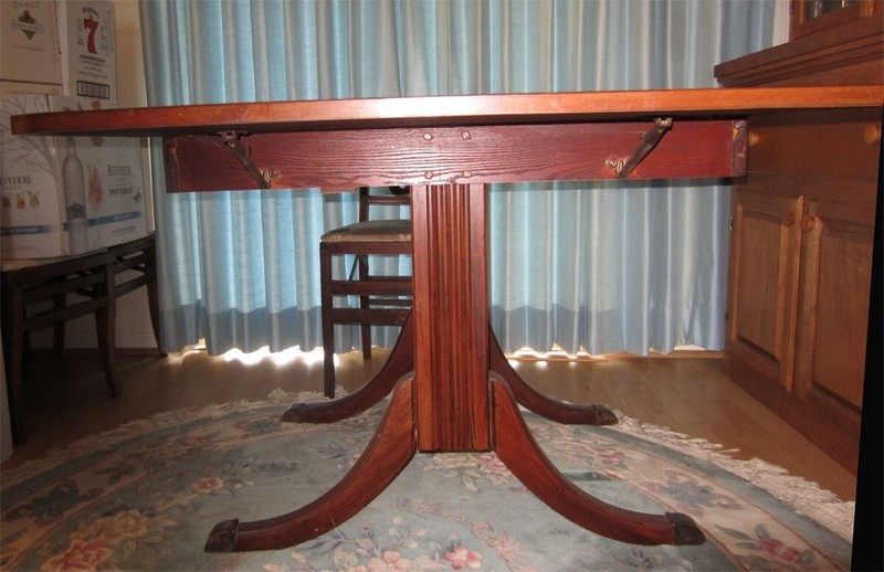 Vintage Mahogany Duncan Phyfe style Drop Leaf Dining Room Table 2 Extensions gallery