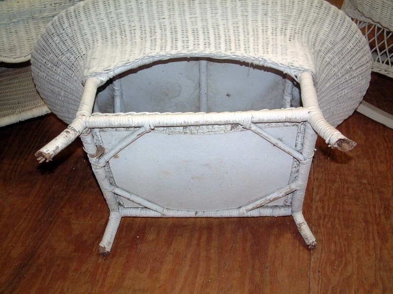 Wicker Coffee Table Antique, Rare Original Oval 37 X 25 X 17, NICE gallery