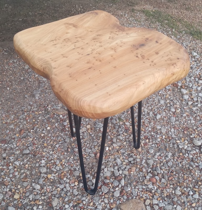 Live Edge Plant Stand (PS253)