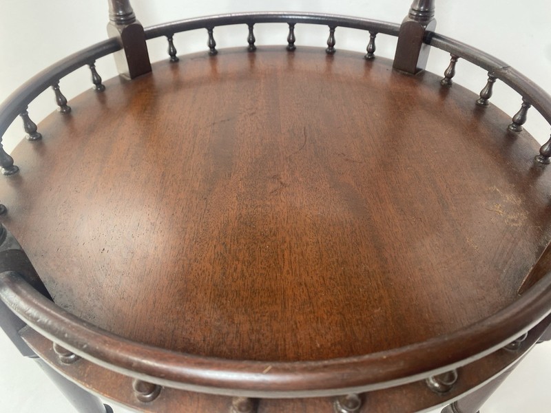Imperial Furniture 3 Tiered Table Gallery 1456 Genuine Mahogany 18x28” True gallery