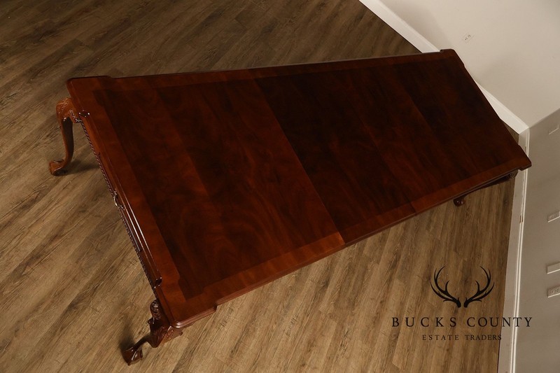 Henredon 'Rittenhouse Square' Mahogany Expandable Dining Table gallery
