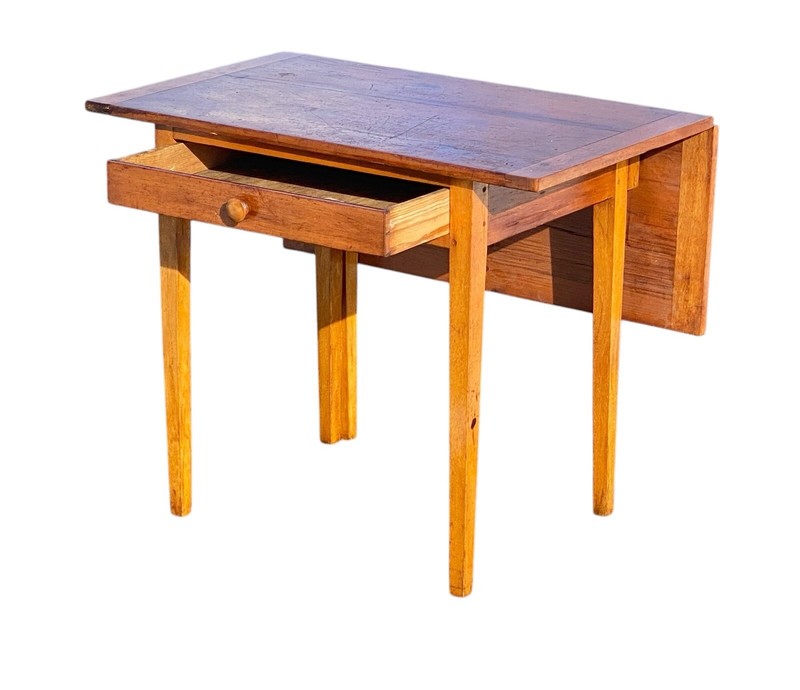 Antique Hepplewhite Drop Leaf Tavern Table / Bakers Table gallery